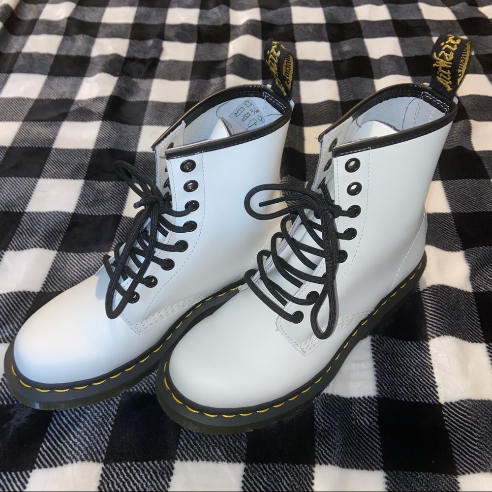 Doc Martin 1460’s Smooth Leather Lace Up Boots